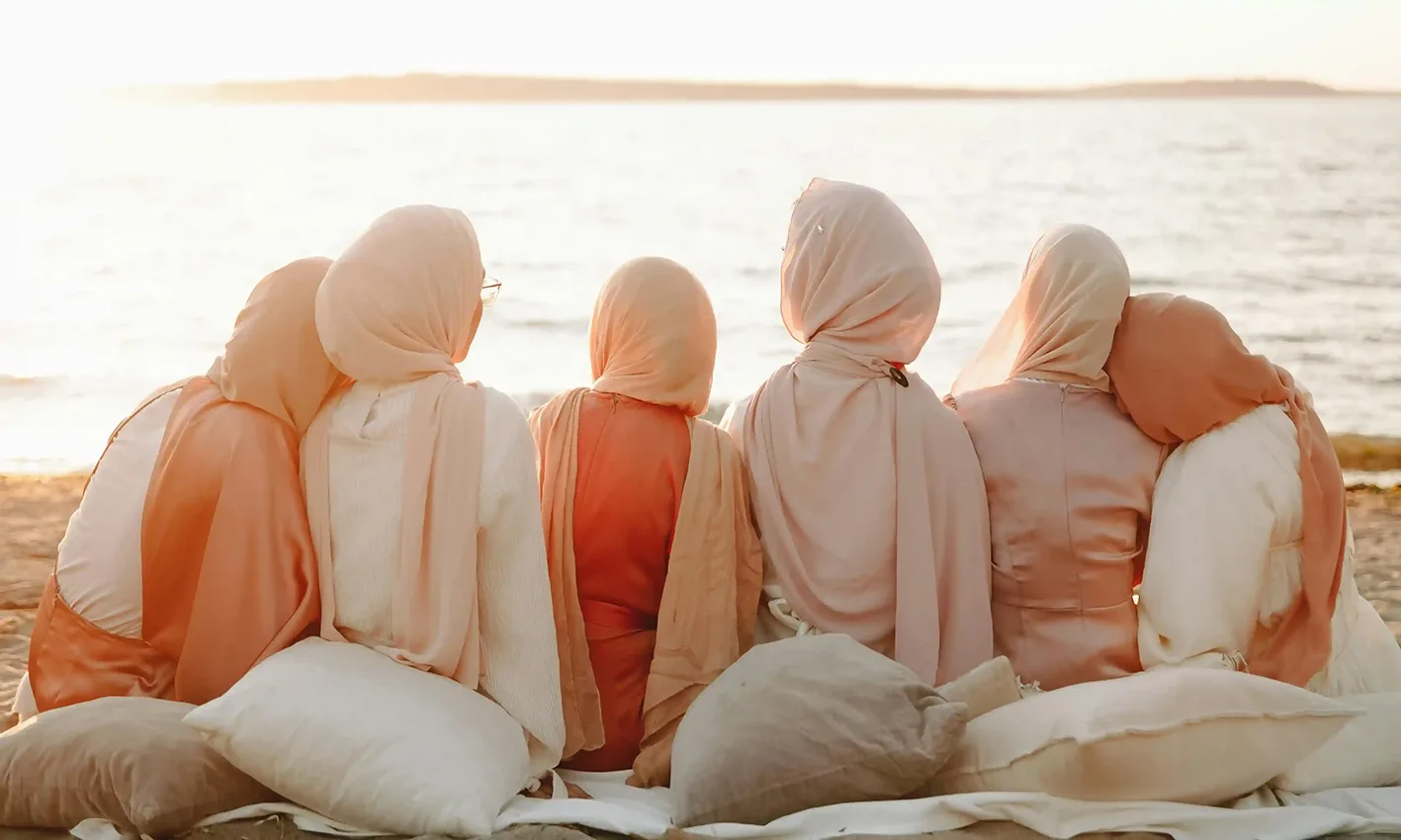 Women wearing abayahs by Q&S Islamic Store.
